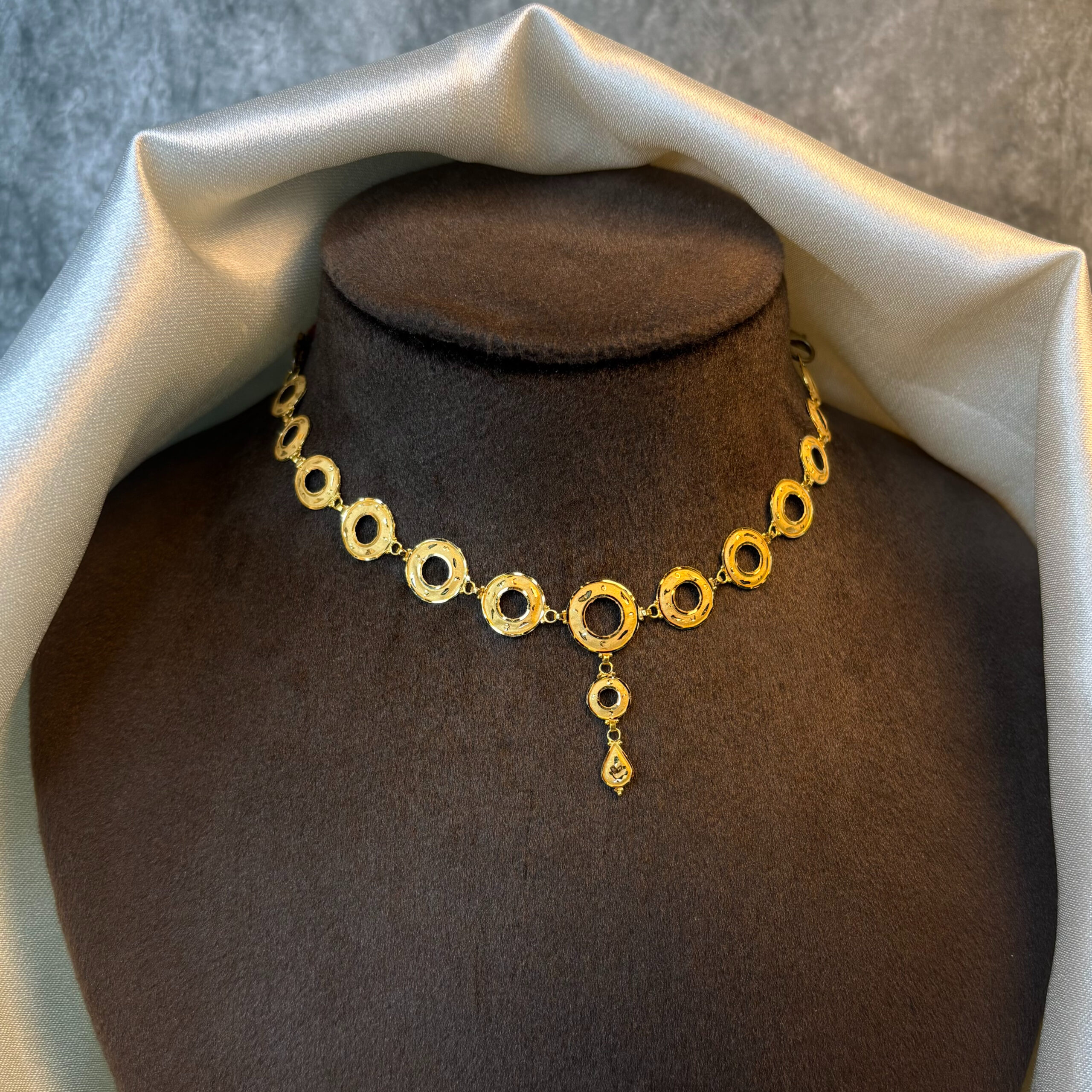 CHOKER NECKLACE ( 22KT GOLD)