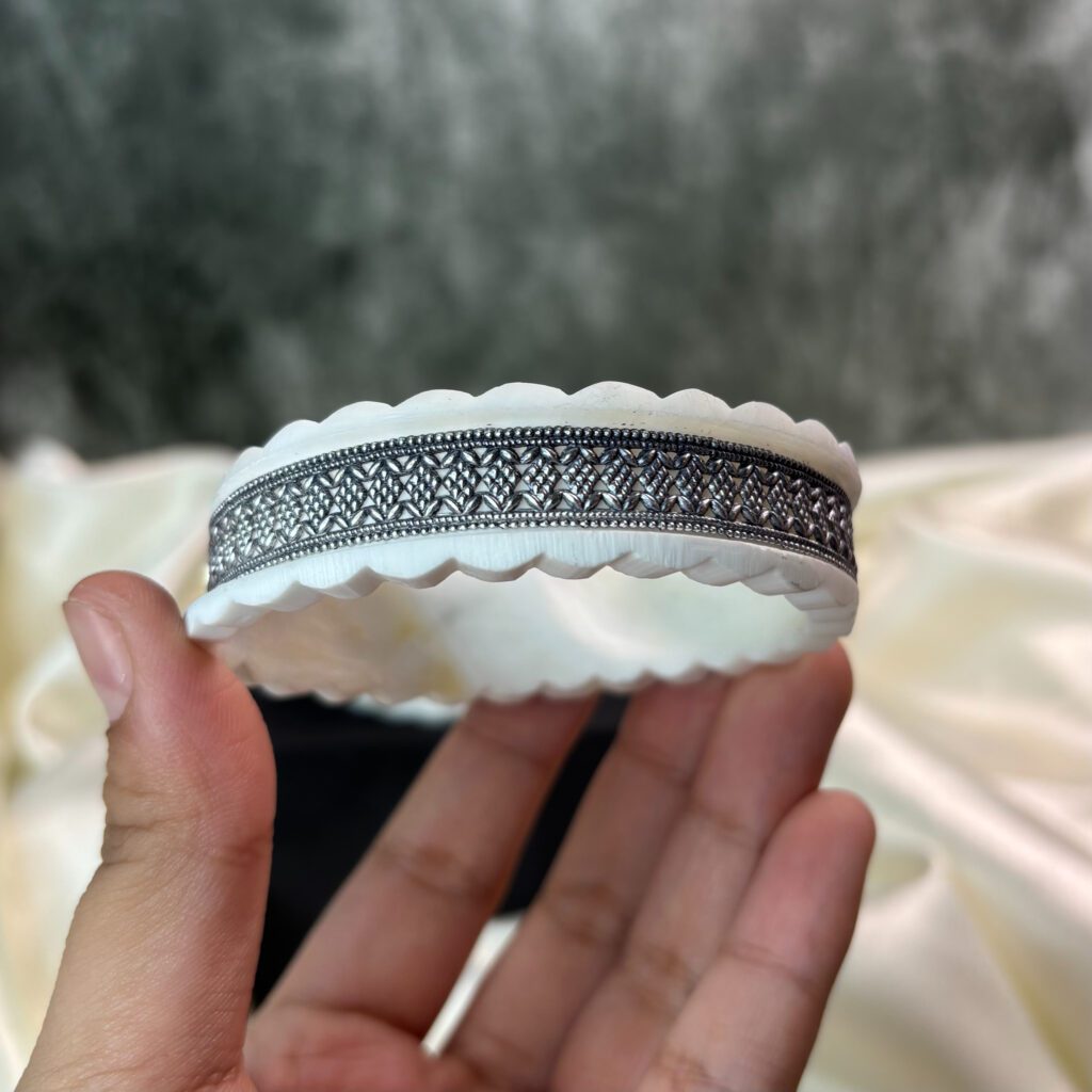SAKHA BANGLE ( 925 SILVER) - Image 3