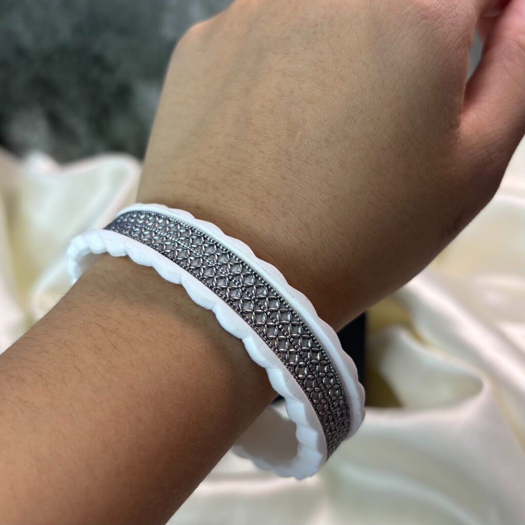 SAKHA BANGLE ( 925 SILVER) - Image 2