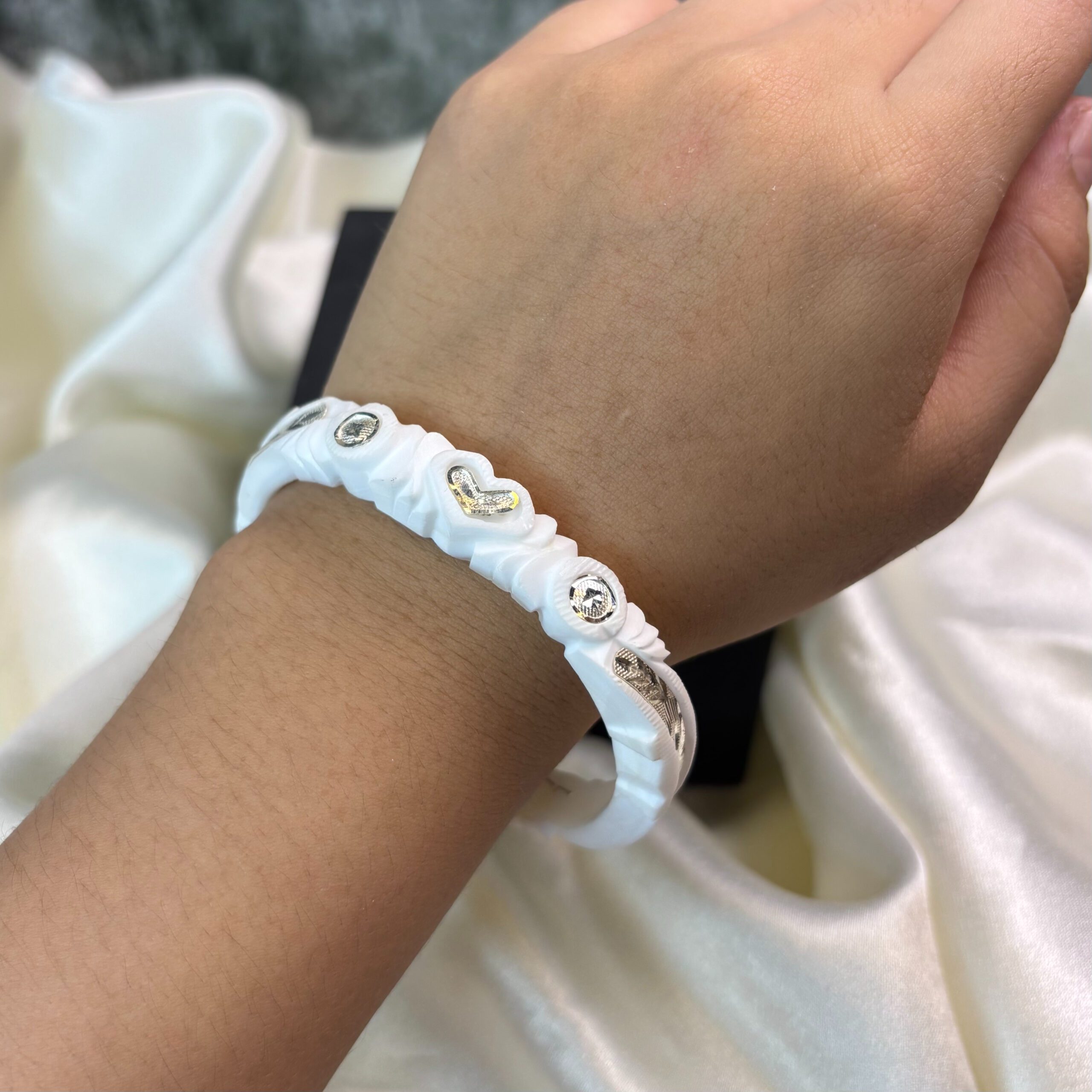SAKHA BANGLE ( 925 SILVER)