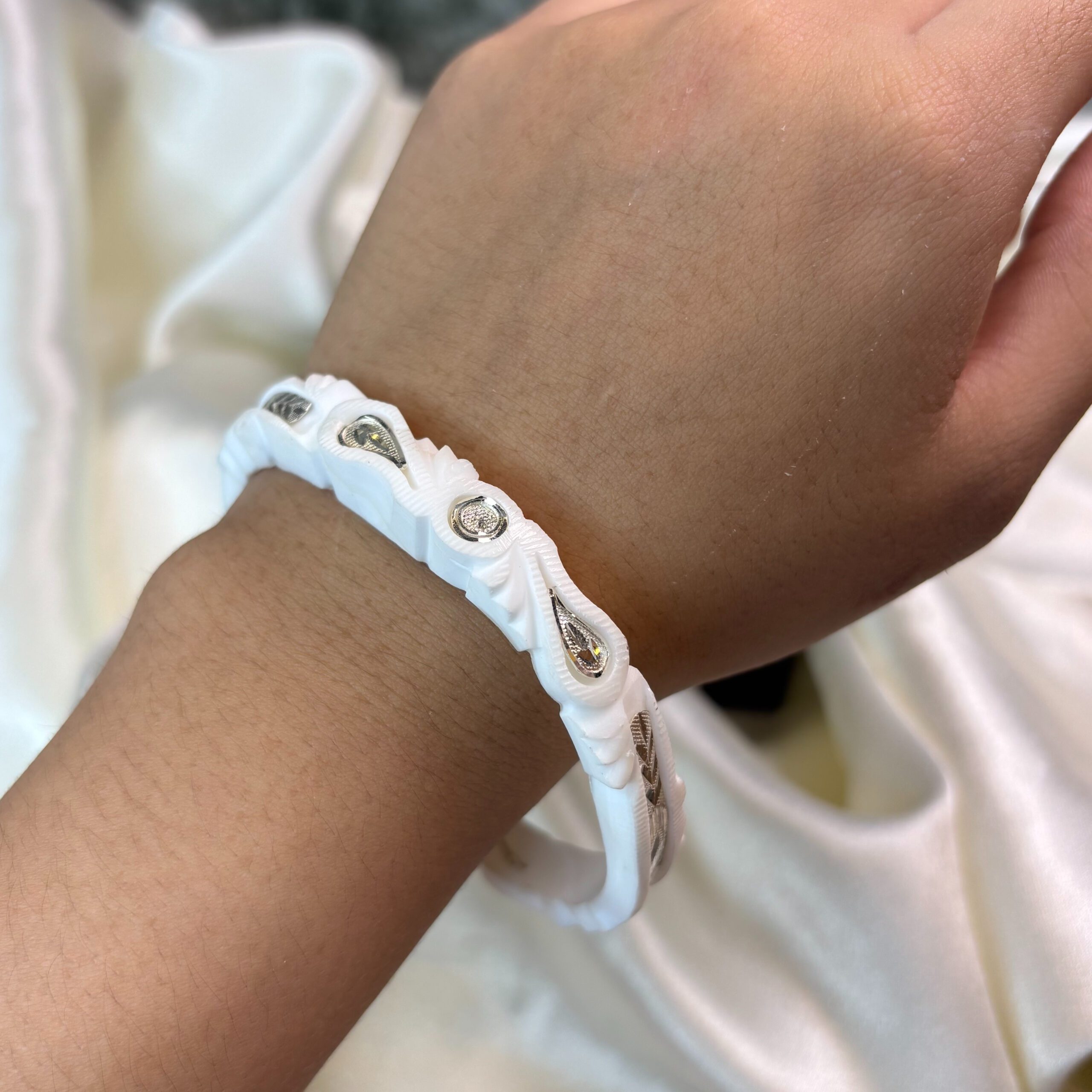 SAKHA BANGLE ( 925 SILVER)