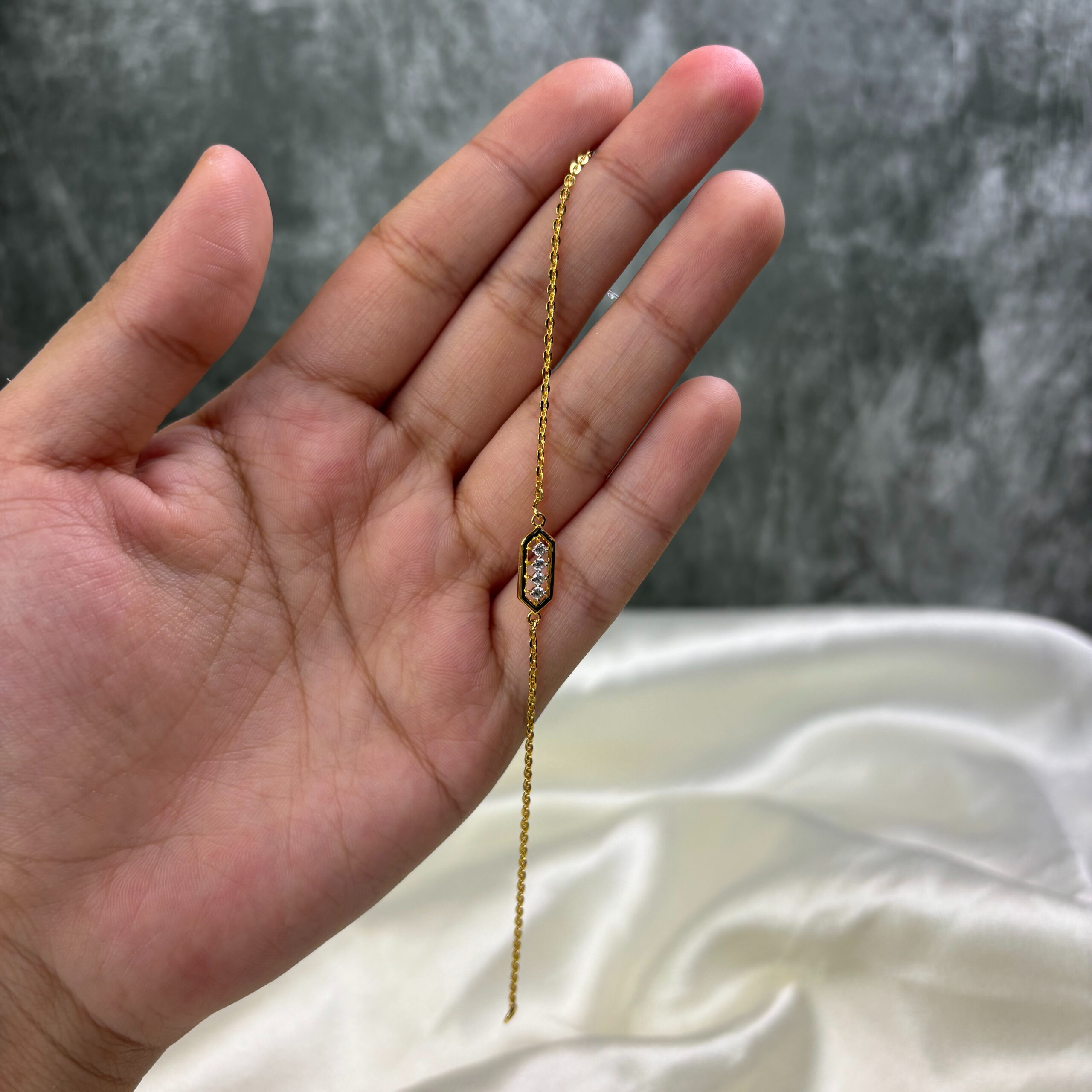 BRACELET ( 9KT GOLD)