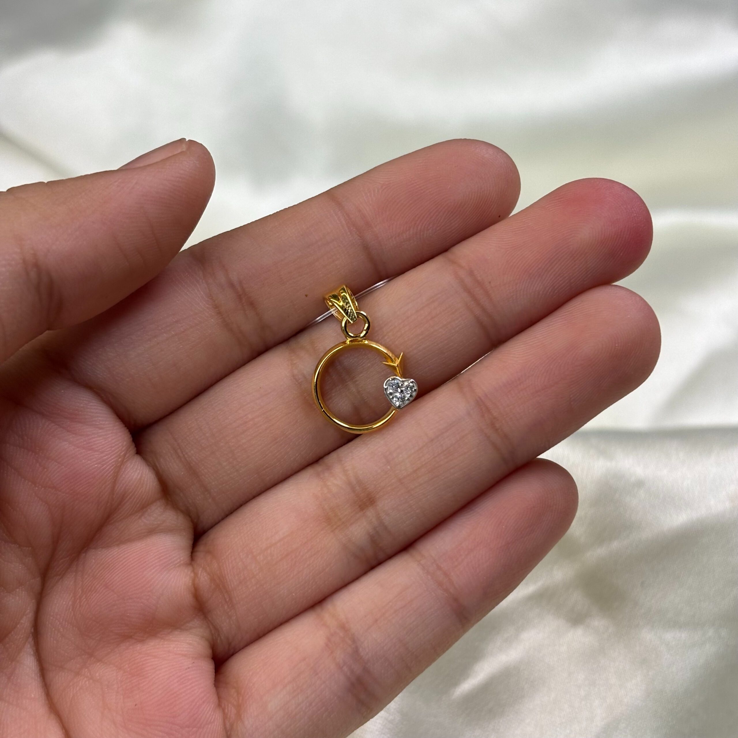 PENDENT ( 9KT GOLD)