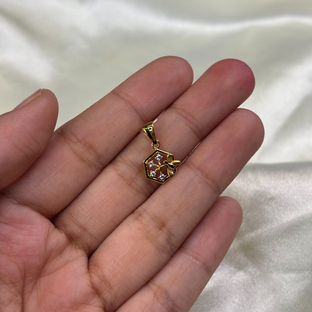PENDENT ( 9KT GOLD)