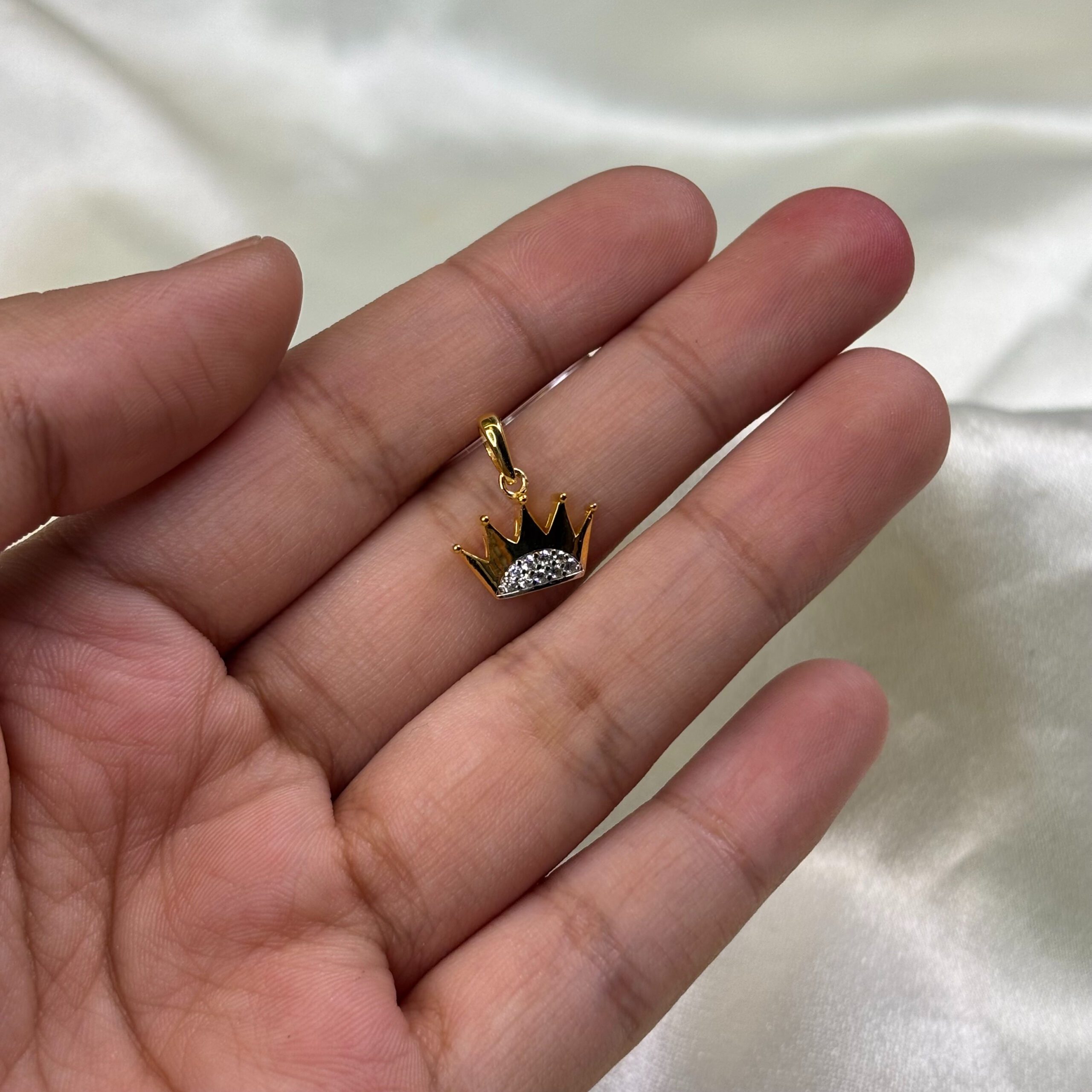 PENDENT ( 9KT GOLD)