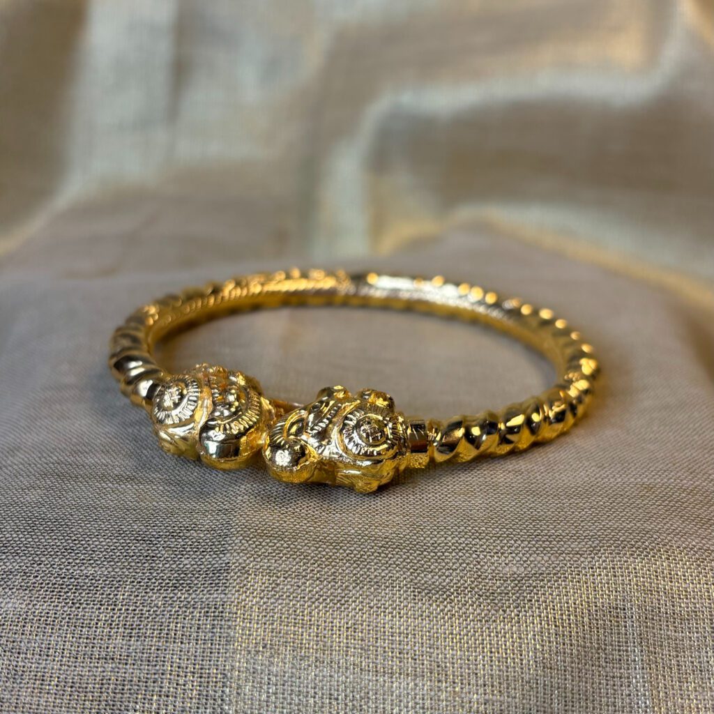 LADIES BANGLE ( 22KT GOLD) - Image 3