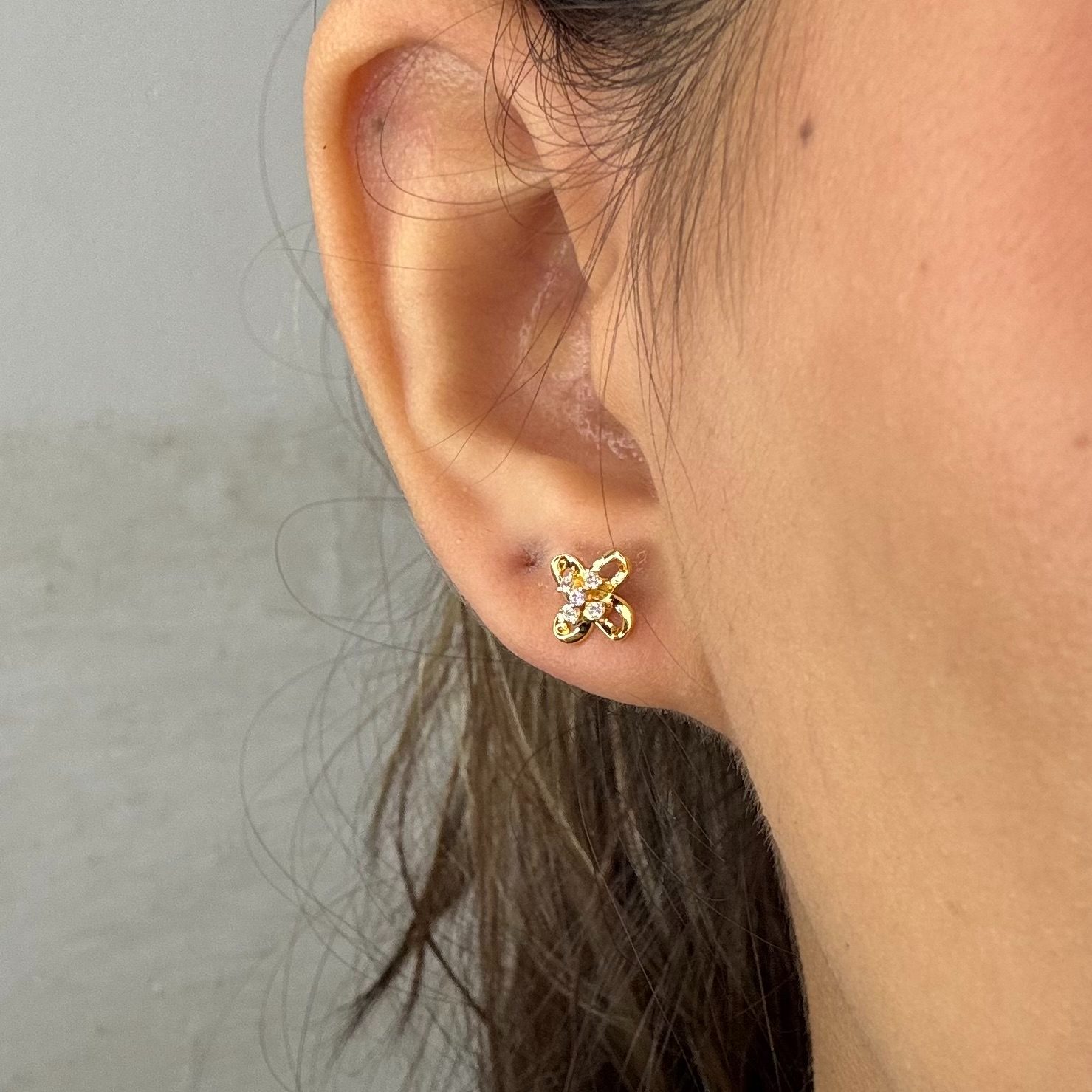 EARRING ( 18KT GOLD)