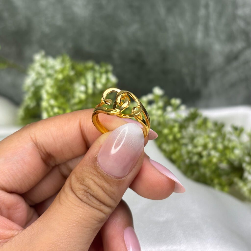 LADIES RING ( 18KT GOLD) - Image 3