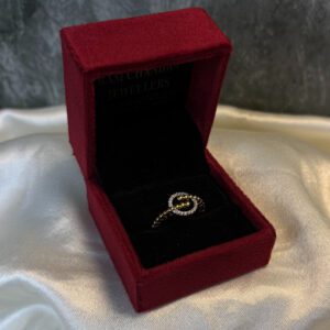 LADIES RING ( 18KT GOLD)