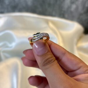 LADIES RING ( 18KT GOLD) - Image 3