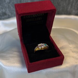 LADIES RING ( 18KT GOLD)