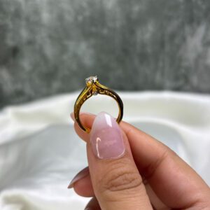 LADIES RING ( 18KT GOLD) - Image 3