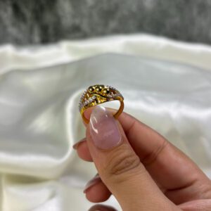 LADIES RING ( 18KT GOLD) - Image 3