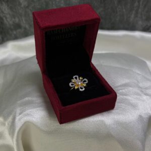 LADIES RING ( 18KT GOLD) - Image 2