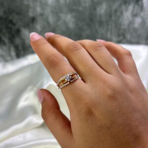 LADIES RING ( 18KT GOLD)