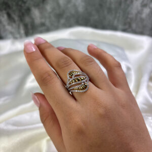 LADIES RING ( 18KT GOLD)