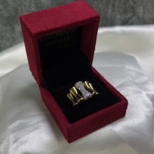 LADIES RING ( 18KT GOLD)