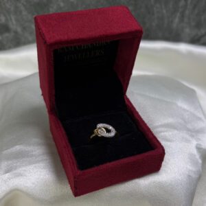 LADIES RING ( 18KT GOLD)