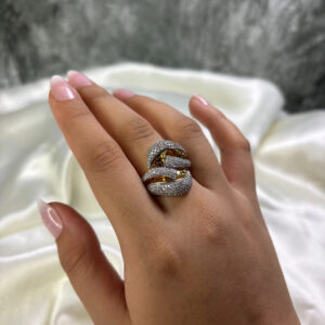LADIES RING ( 18KT GOLD)