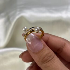 LADIES RING ( 18KT GOLD) - Image 3
