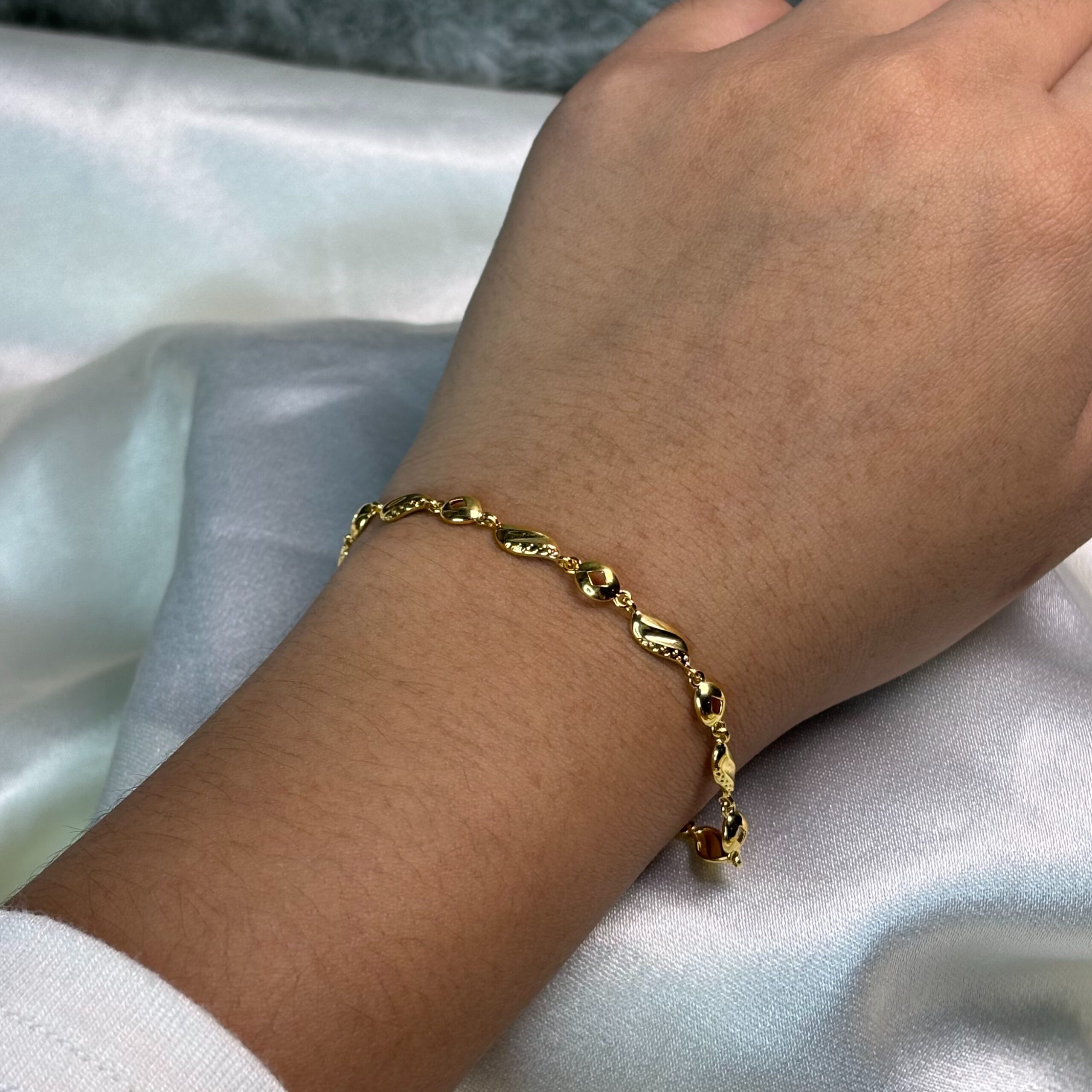 IMG_7453 LADIES BRACELET ( 22KT GOLD) - Image 1